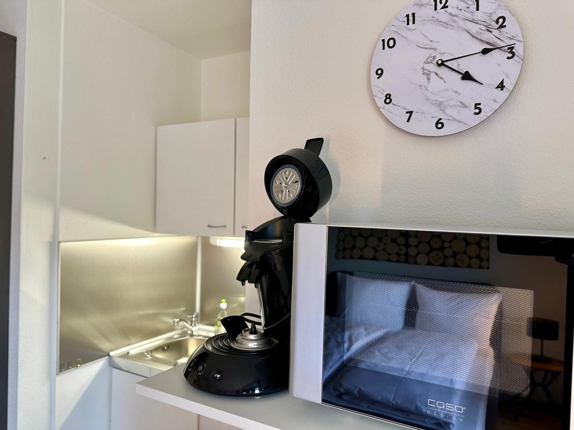 Gemuetliche Ferienwohnung Mit Kostenfreiem Pool Höchenschwand Buitenkant foto