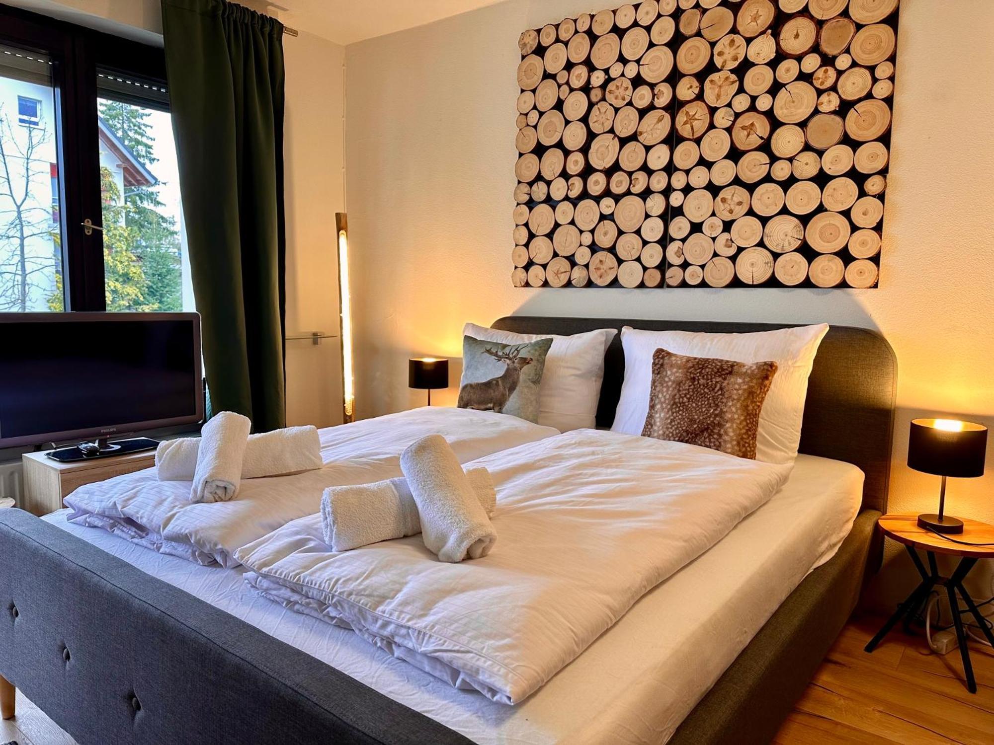 Gemuetliche Ferienwohnung Mit Kostenfreiem Pool Höchenschwand Buitenkant foto